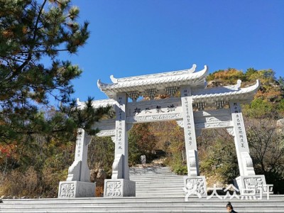 昆明探秘冕宁县灵山，天门之门引发的惊叹